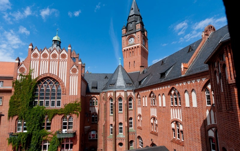 El Capitán de Kepenik: cómo el zapatero robó el Ayuntamiento e hizo reír al Káiser Wilhelm El Capitán de Kepenik: cómo el zapatero robó el Ayuntamiento e hizo reír al Káiser Wilhelm