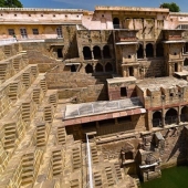 El Chand Baori step well es una estructura digna de ser llamada una maravilla del mundo