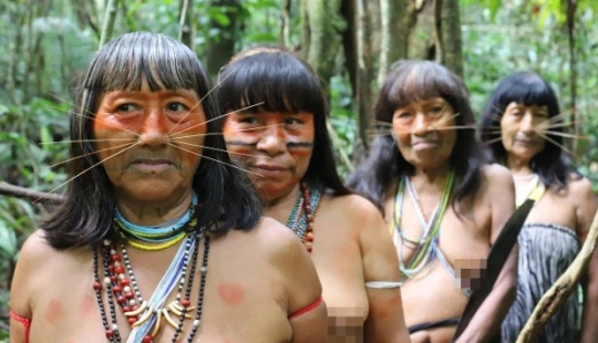 El Espíritu de la Amazonía: la vida de la antigua tribu Matses - "pueblo jaguar"