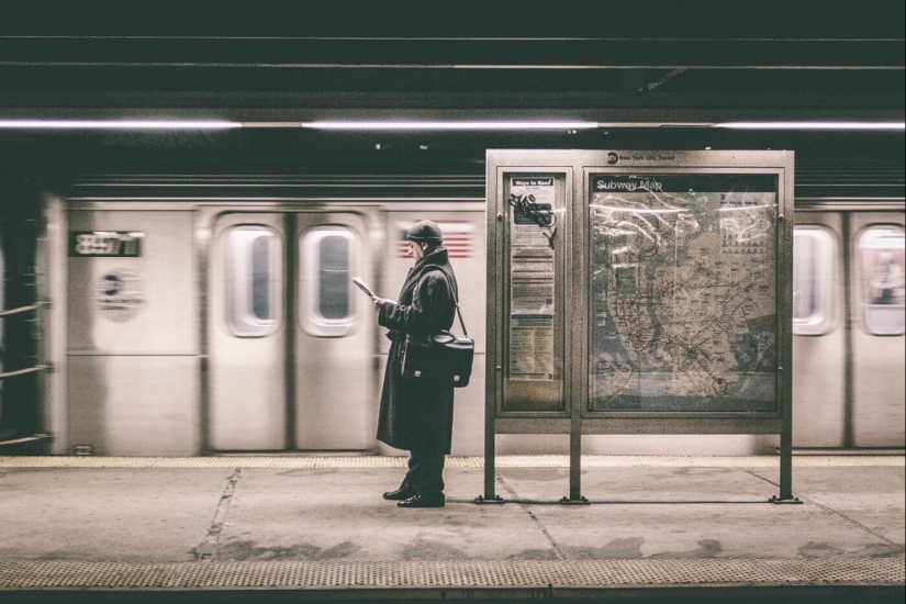 El experto llamó 10 formas para controlar a las masas, que utiliza activamente el poder El experto llamó 10 formas para controlar a las masas, que utiliza activamente el poder