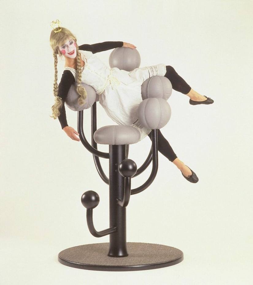 El genio ergonómico Peter Opsvik y sus increíbles muebles