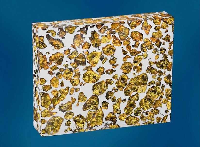 El inusualmente hermoso meteorito Fukan El inusualmente hermoso meteorito Fukan