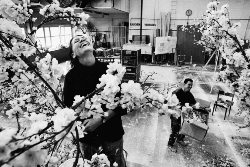 El otro lado de la belleza Gérard Ufères: detrás de escena de teatros, obras maestras de museos y sus conocedores El otro lado de la belleza Gérard Ufères: detrás de escena de teatros, obras maestras de museos y sus conocedores