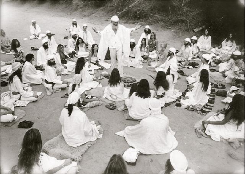 El padre Yod y su "familia" : la increíble historia de un culto estadounidense El padre Yod y su "familia" : la increíble historia de un culto estadounidense