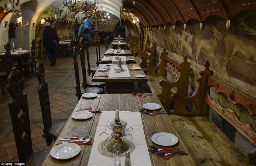 El restaurante en funcionamiento más antiguo de Europa se encuentra en Polonia, y ya tiene 700 años
