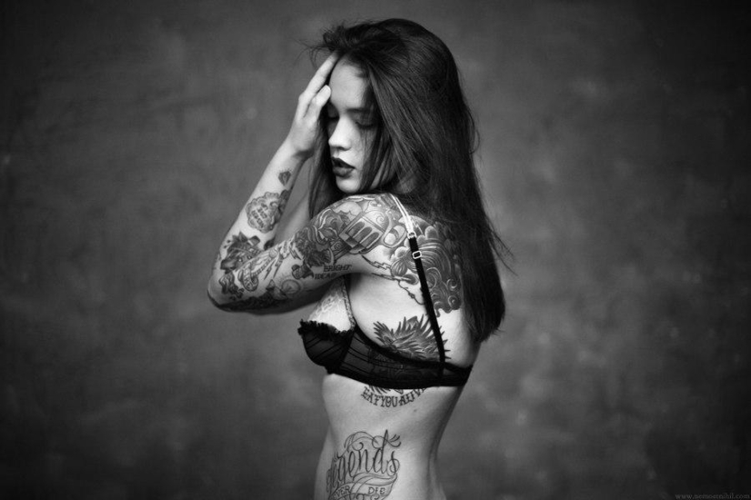 El tatuaje como arte: chicas pintadas de forma impresionante