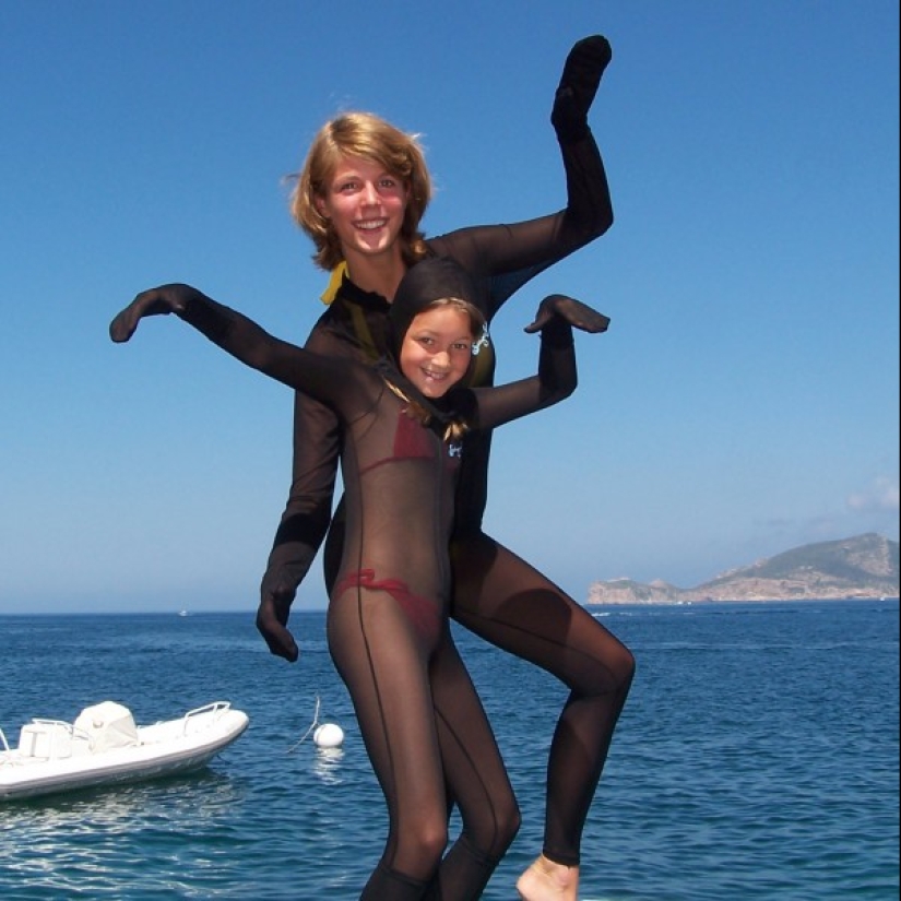 El toque de la mano de la muerte", o por Qué se bañan en pantimedias en el norte de Australia El toque de la mano de la muerte", o por Qué se bañan en pantimedias en el norte de Australia