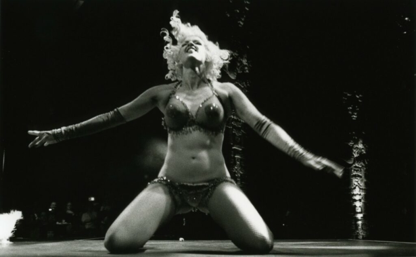 Elmo Tide: The True Stories of an Anonymous Street Photography Genius Elmo Tide: The True Stories of an Anonymous Street Photography Genius