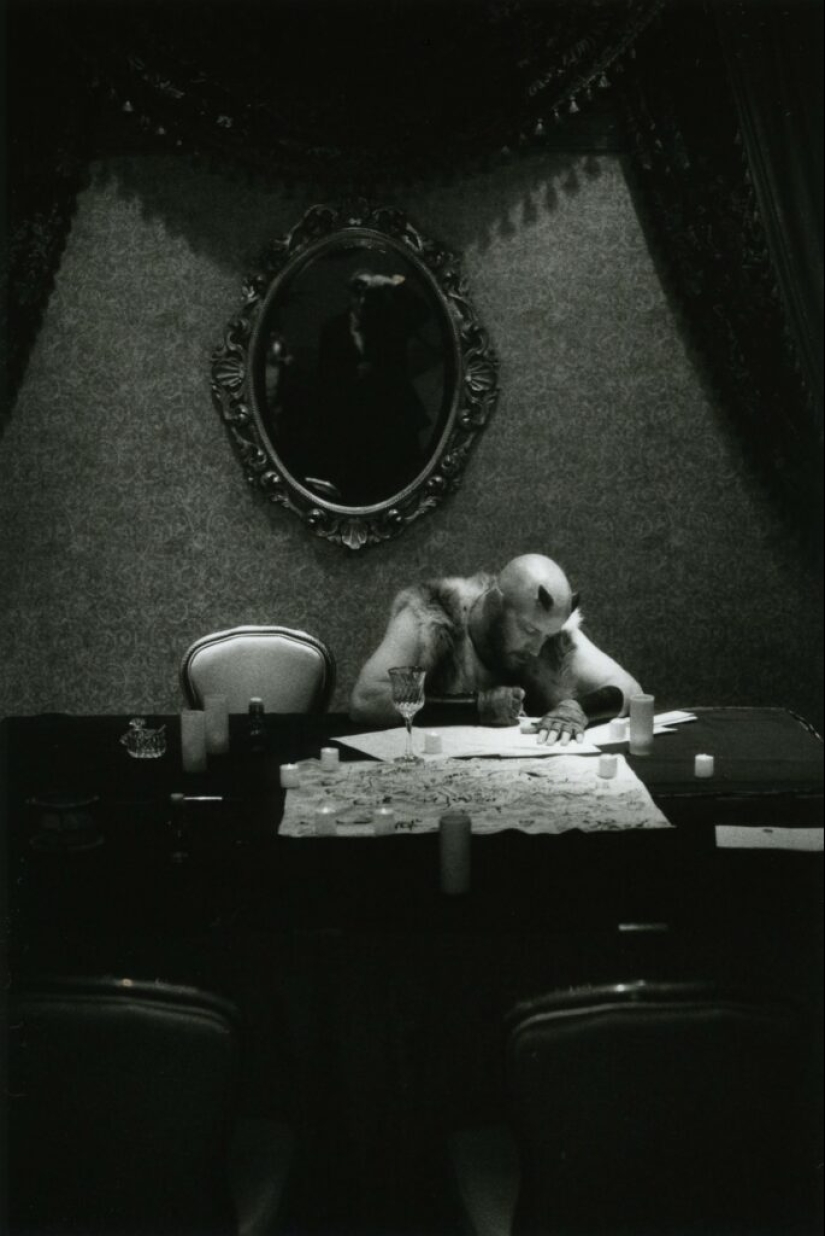 Elmo Tide: The True Stories of an Anonymous Street Photography Genius Elmo Tide: The True Stories of an Anonymous Street Photography Genius