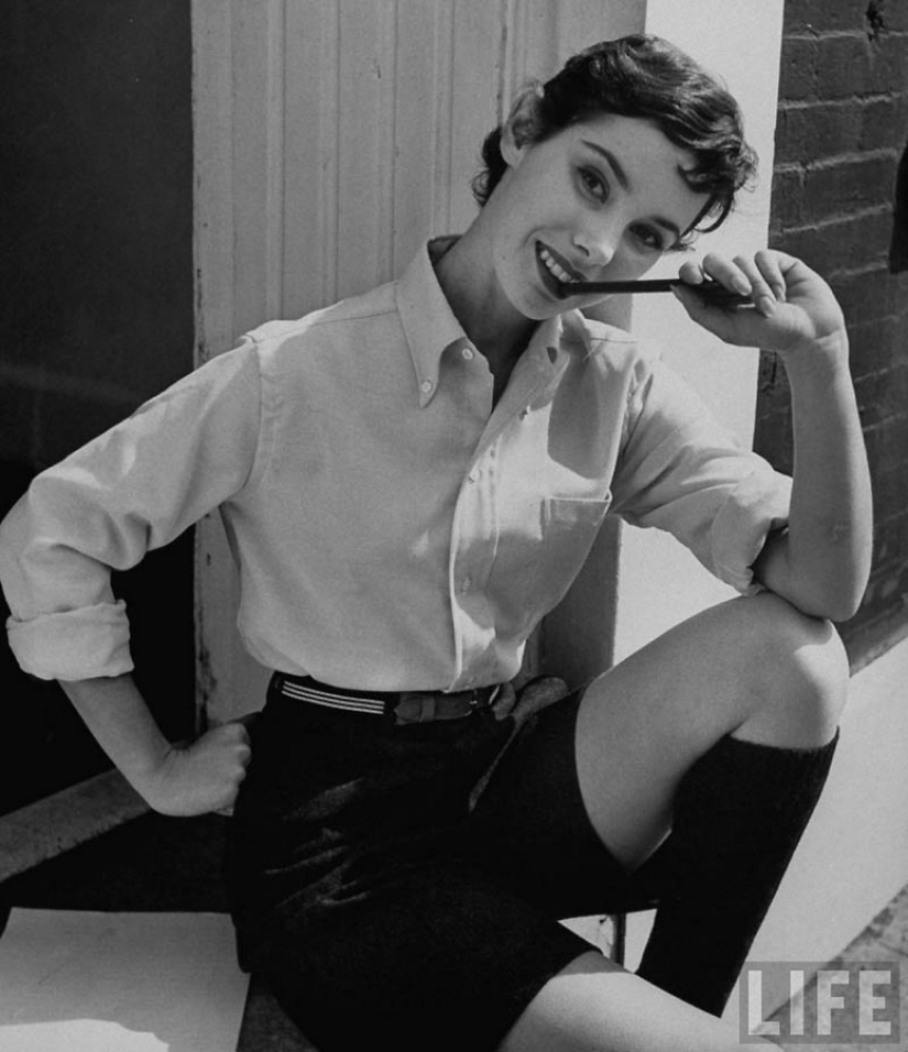 Elusive femininity by photographer Nina Lin Elusive femininity by photographer Nina Lin