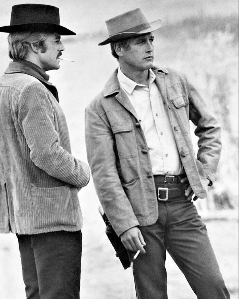 Elvis de 2 años, Monroe con soldados y otras raras fotos de archivo de estrellas Elvis de 2 años, Monroe con soldados y otras raras fotos de archivo de estrellas