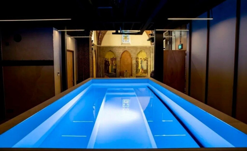 En lugar de un sermón, un entrenamiento: cómo una antigua iglesia en los Países Bajos se convirtió en un gimnasio En lugar de un sermón, un entrenamiento: cómo una antigua iglesia en los Países Bajos se convirtió en un gimnasio