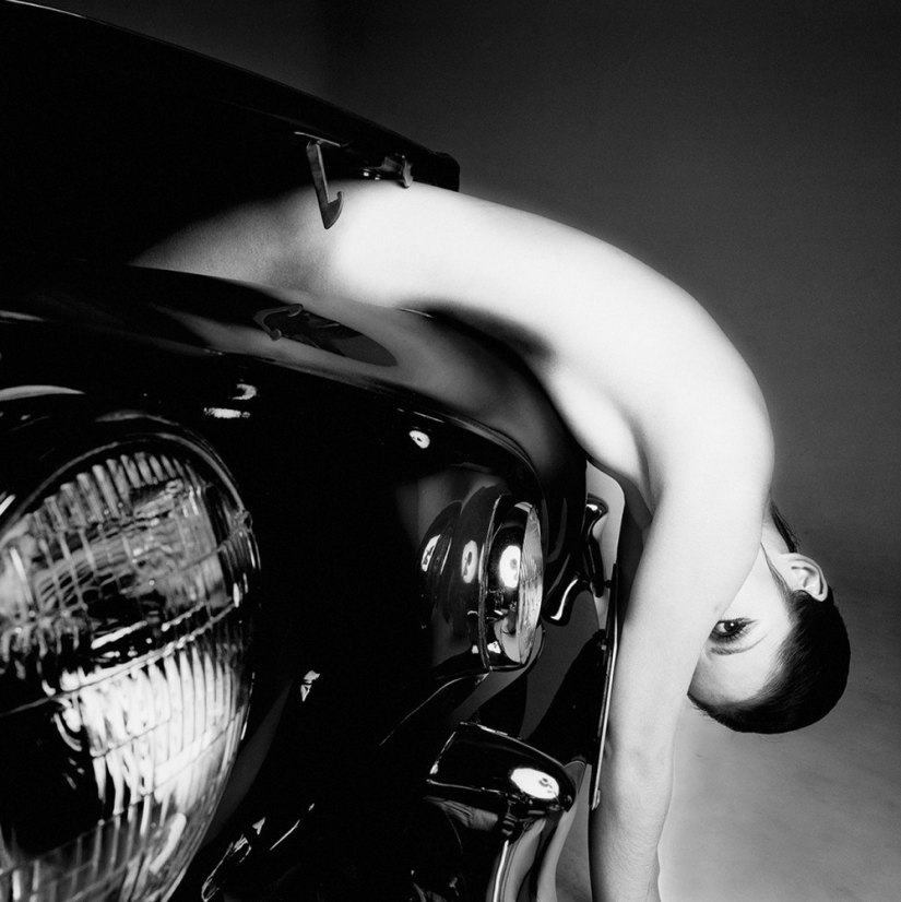 Erotic works of classic Japanese photography by Yoshihiro Tatsuki Erotic works of classic Japanese photography by Yoshihiro Tatsuki