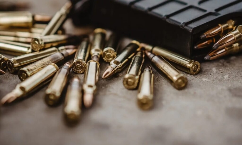 Es posible disparar un arma de fuego en el espacio Es posible disparar un arma de fuego en el espacio