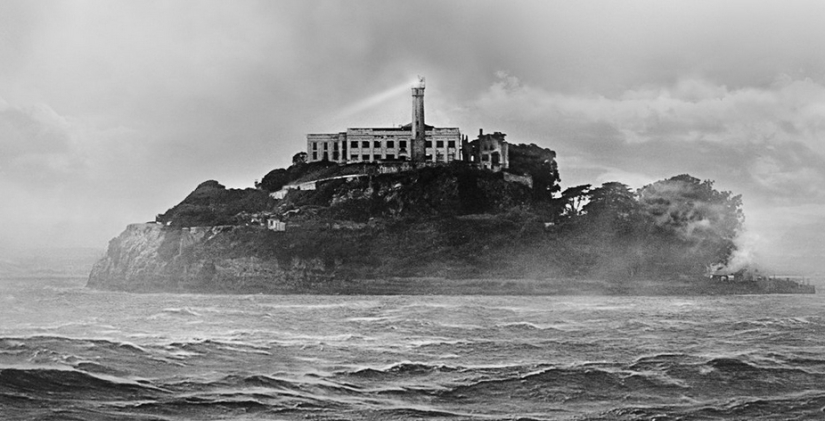 Escapar de la "Alcatraz": la historia de tres reclusos que se escaparon de los más seguros de la prisión de estados UNIDOS Escapar de la "Alcatraz": la historia de tres reclusos que se escaparon de los más seguros de la prisión de estados UNIDOS