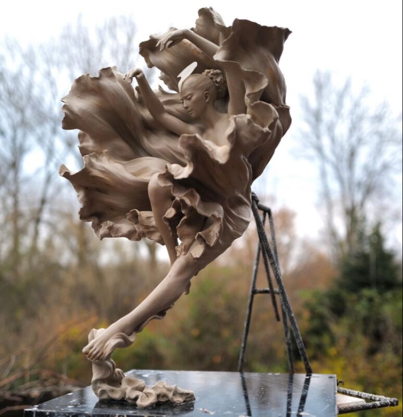 Escultores sexy e increíblemente realistas por Luo Li Rong Escultores sexy e increíblemente realistas por Luo Li Rong