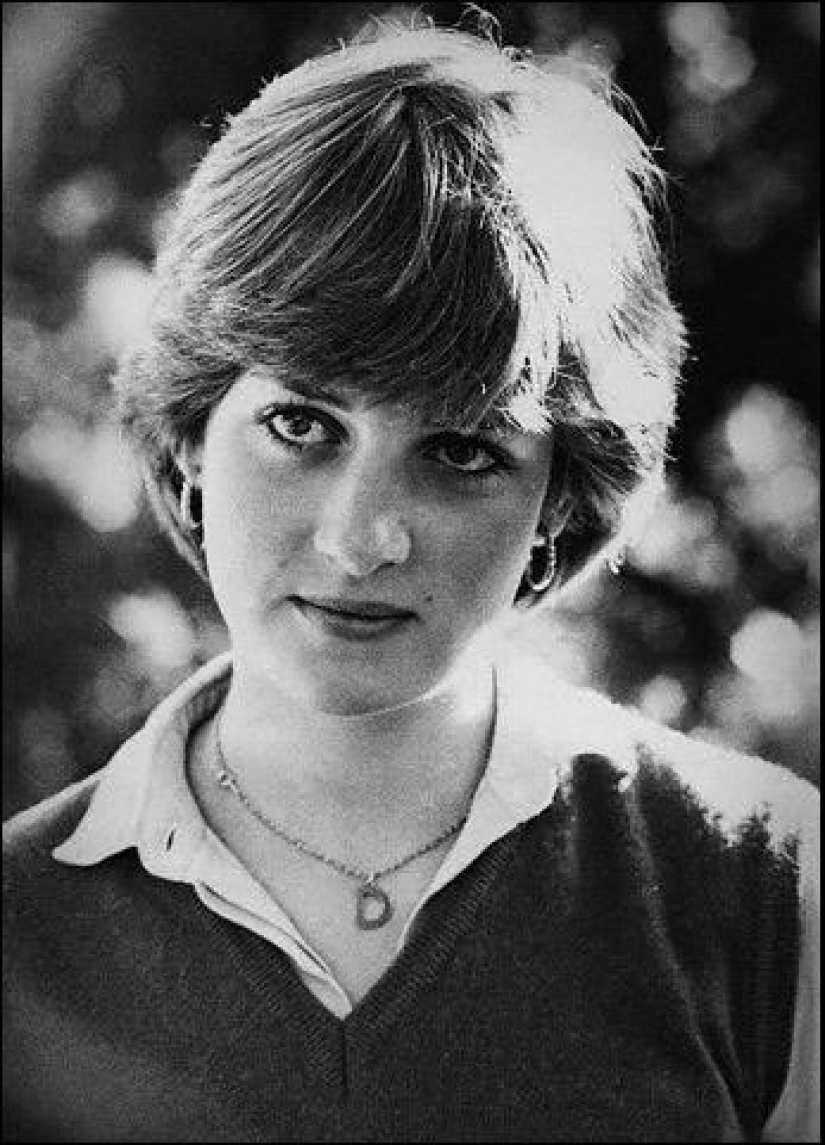 Esqueletos en el armario de Lady Di, o por qué la princesa dejó que su madrastra bajara las escaleras Esqueletos en el armario de Lady Di, o por qué la princesa dejó que su madrastra bajara las escaleras