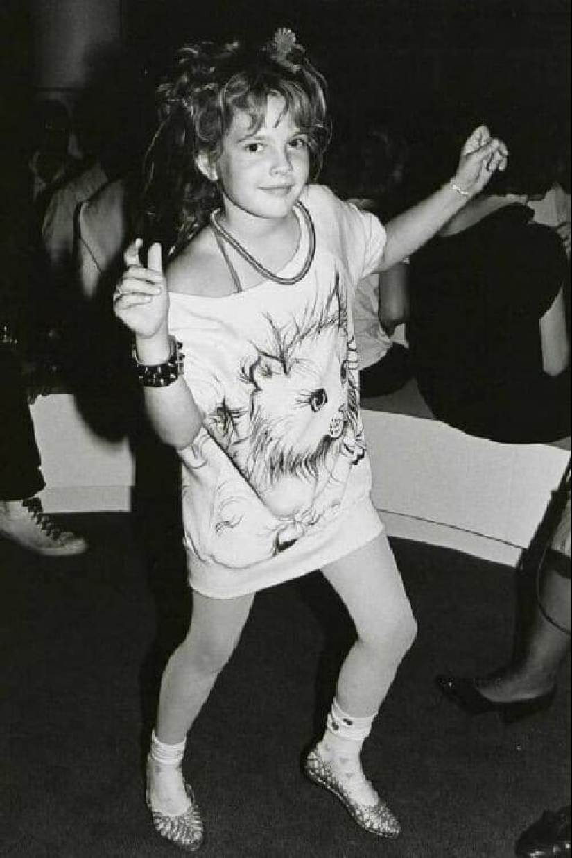 Estrellas de los 80: jóvenes, brillantes y desenfrenadas Estrellas de los 80: jóvenes, brillantes y desenfrenadas