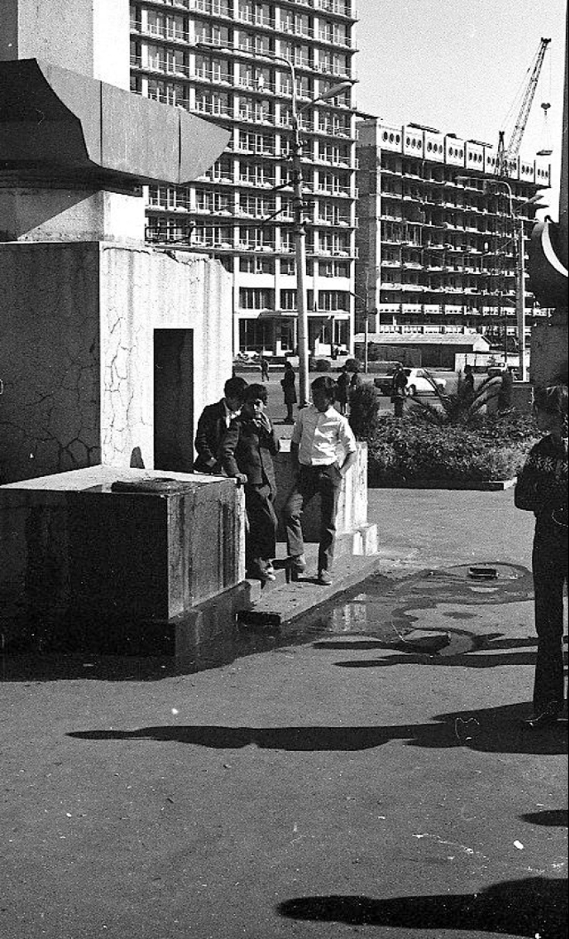 Everyday life in Soviet Georgia in 1976, captured by a Swedish photographer Everyday life in Soviet Georgia in 1976, captured by a Swedish photographer