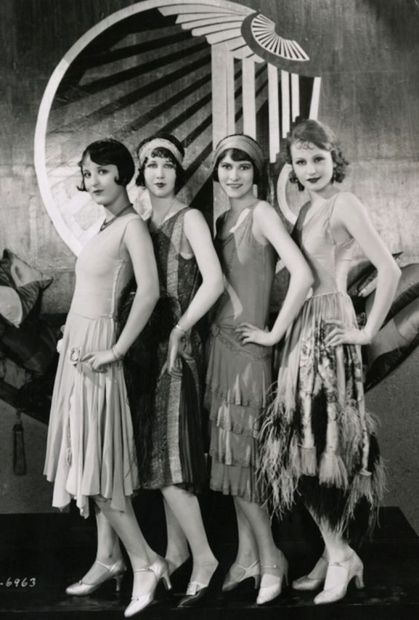 Faldas cortas, rubor en las rodillas, labios con lazo: qué eran las flappers, jóvenes rebeldes de los "rugientes años 20"