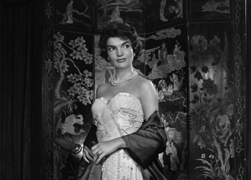 Famous beauties who don't fit into the canons of beauty Famous beauties who don't fit into the canons of beauty