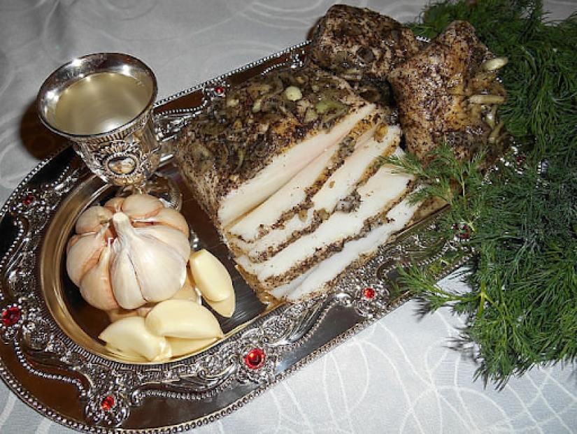 Fat was not invented by Ukrainians: a brief history of a popular product among the Slavs Fat was not invented by Ukrainians: a brief history of a popular product among the Slavs