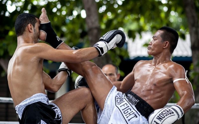 Fight clubs in Thai prisons