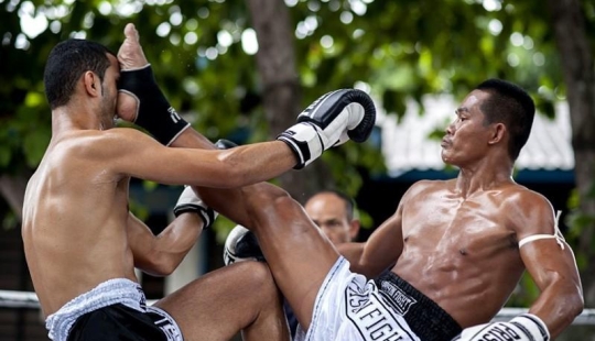 Fight clubs in Thai prisons