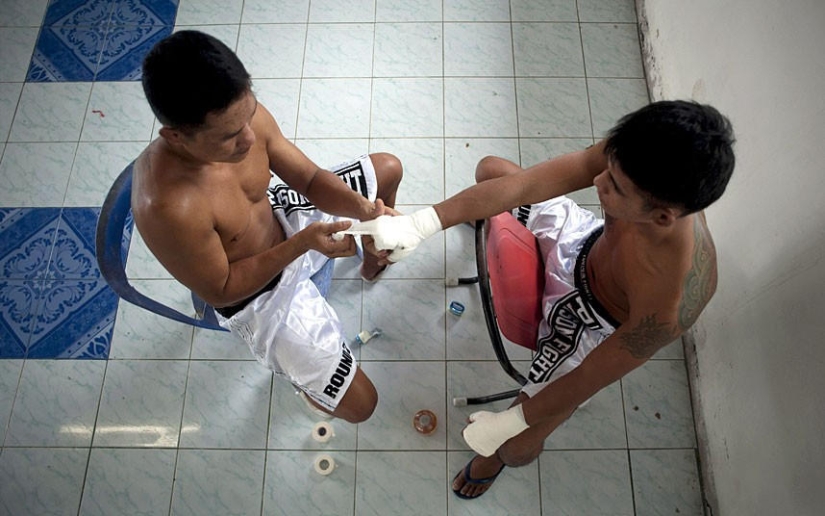 Fight clubs in Thai prisons