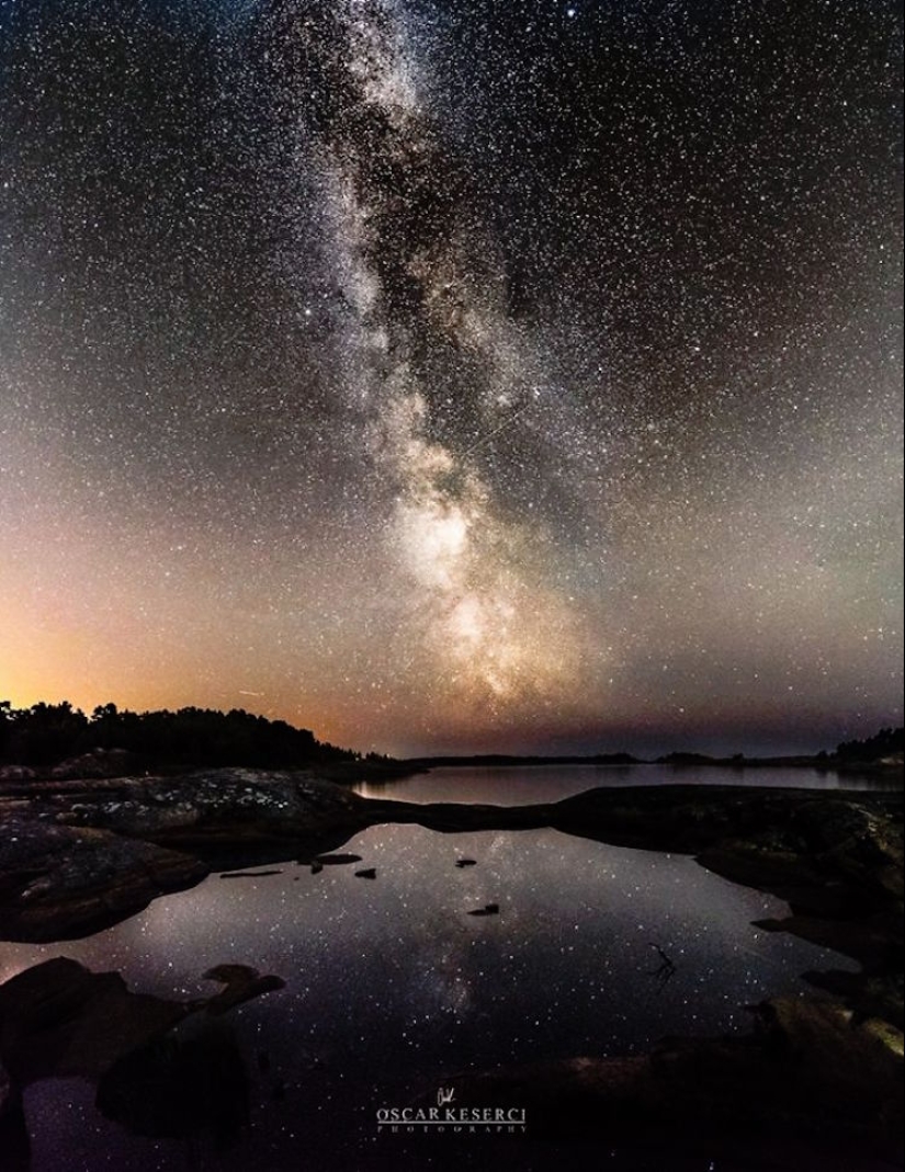 Finn wanders alone under the stars and makes fascinating shots