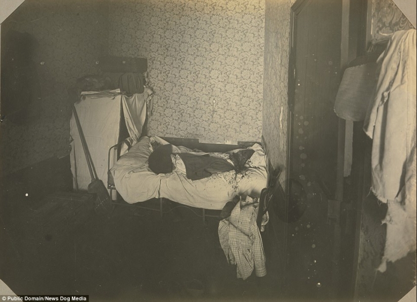 First-of-its-kind crime scene photos from 1904 First-of-its-kind crime scene photos from 1904