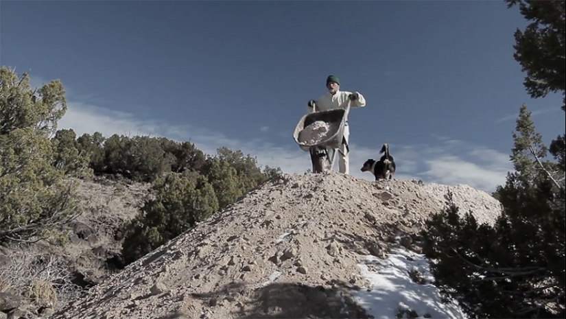 For 25 years, all alone, he created an underground fairy-tale world