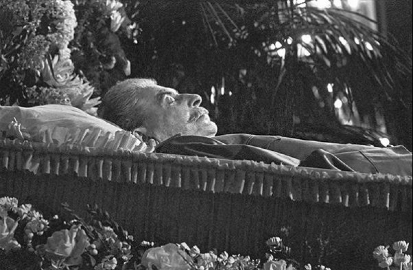 For a long memory. Who else, besides Lenin, was preserved for posterity For a long memory. Who else, besides Lenin, was preserved for posterity