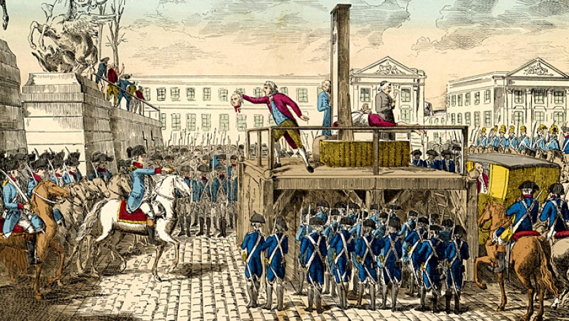 For that, the last master of the knights Templar cursed the king of France, and how the curse has come true For that, the last master of the knights Templar cursed the king of France, and how the curse has come true