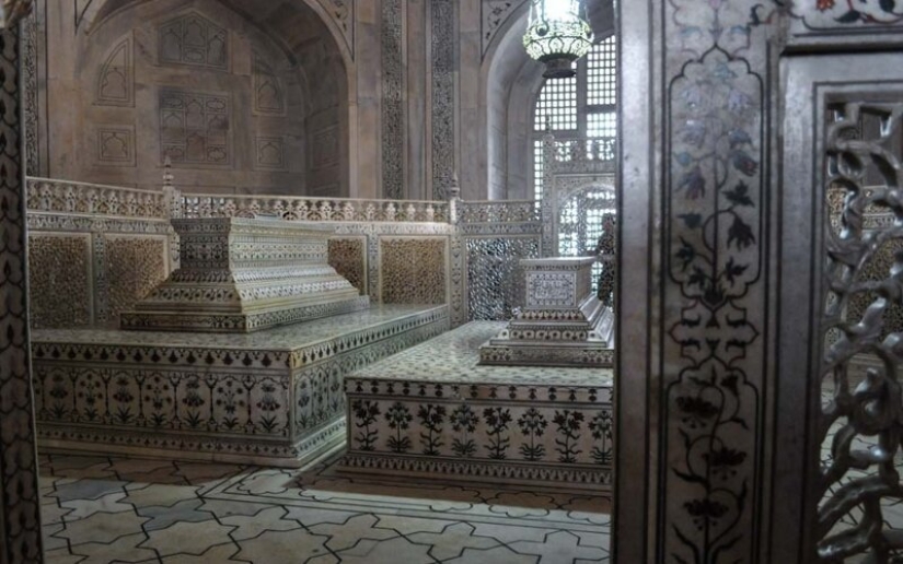 Forbidden photos: shots of the famous places where you can not shoot Forbidden photos: shots of the famous places where you can not shoot