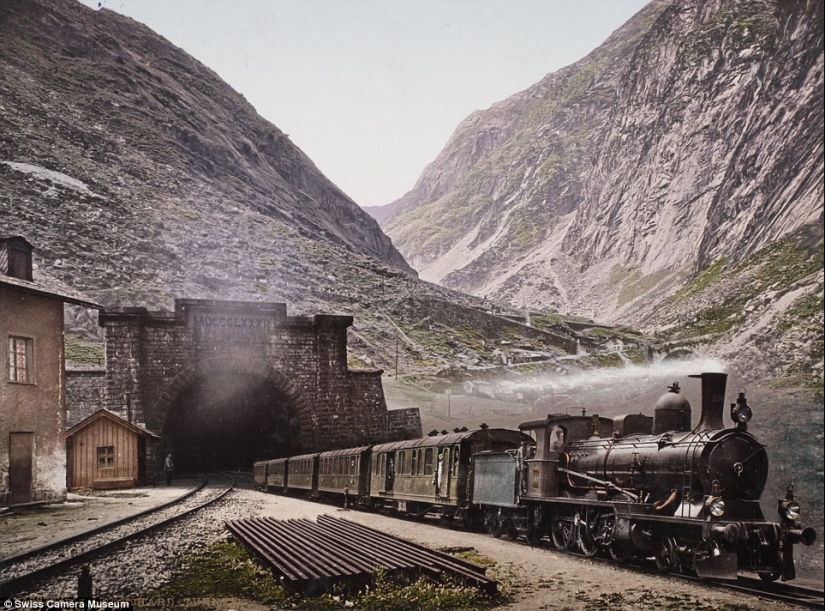 Fotos a Color de los destinos turísticos más populares, tomada hace más de 100 años