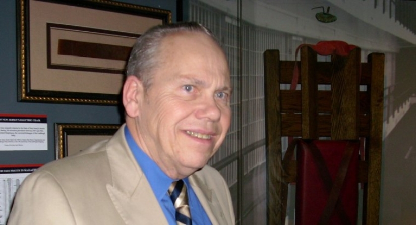 Fred Leuchter — The Man who made Death an industry Fred Leuchter — The Man who made Death an industry