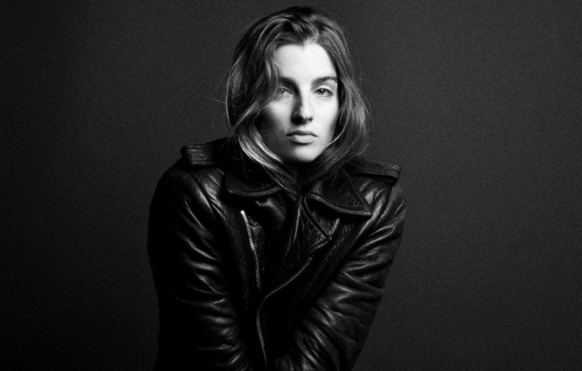 "Frenchwomen" by Sonia Sieff: An ode to Women, body Beauty and nudity "Frenchwomen" by Sonia Sieff: An ode to Women, body Beauty and nudity