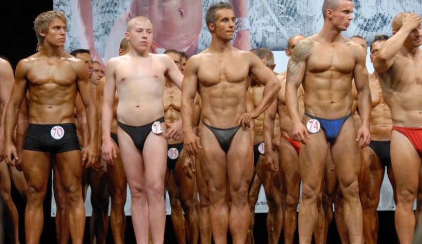 Friend among Foes, Friend among Foes: 18 Great cases of Disguise