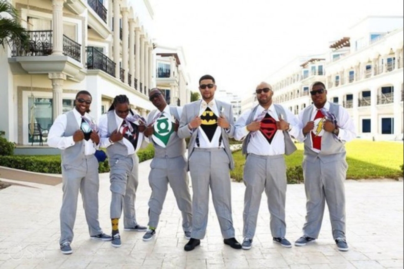 Friends of the groom, without whom the wedding photo shoot would be the most boring event Friends of the groom, without whom the wedding photo shoot would be the most boring event