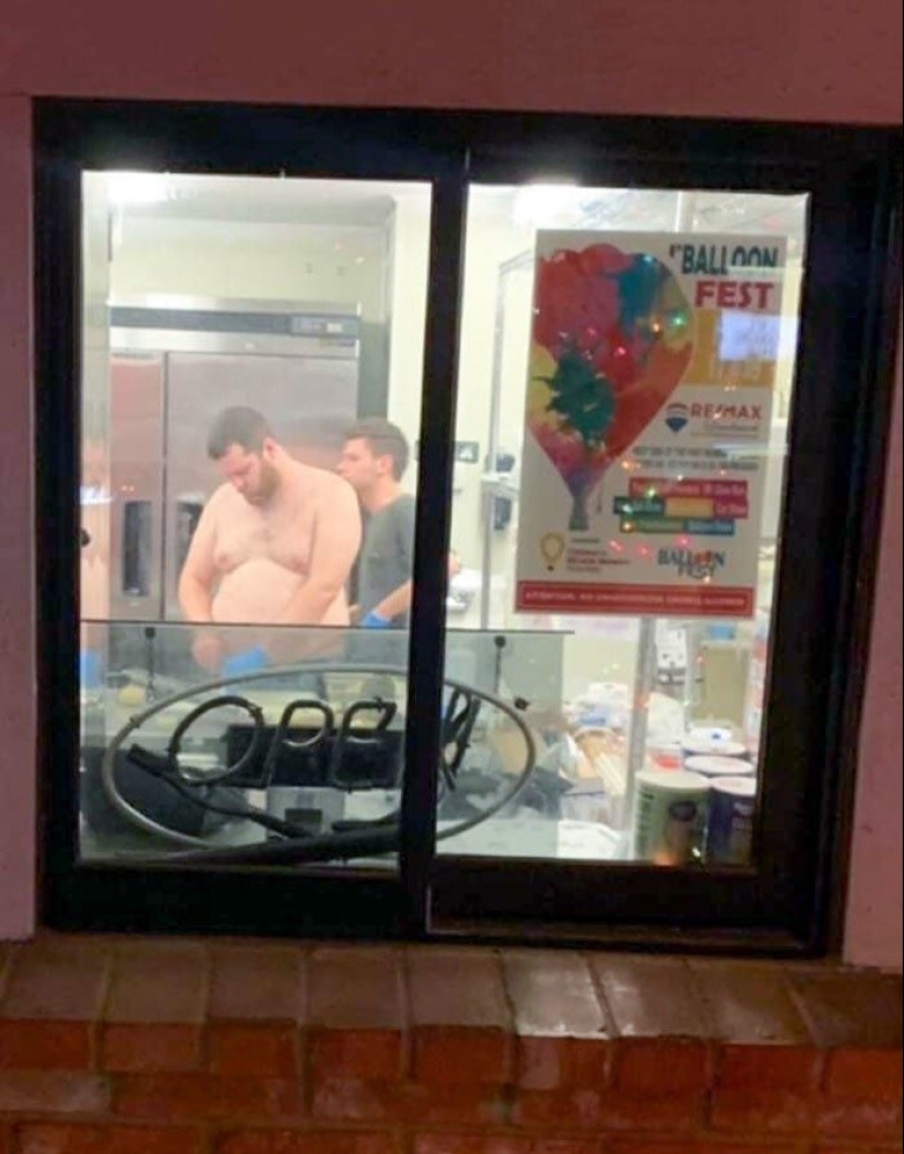 Frightening catering: 33 trashy moments from cafes and restaurants Frightening catering: 33 trashy moments from cafes and restaurants