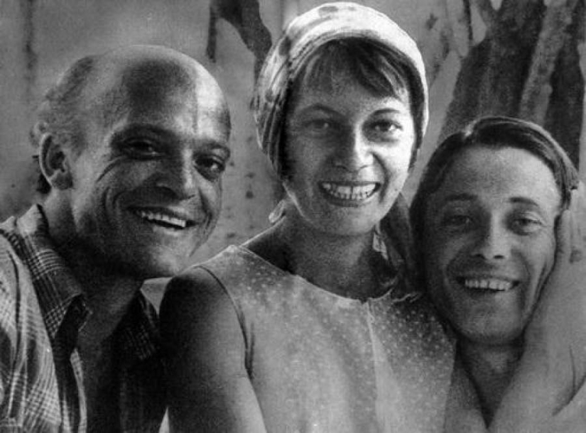 From personal archives – touching family photos of actors loved since childhood From personal archives – touching family photos of actors loved since childhood