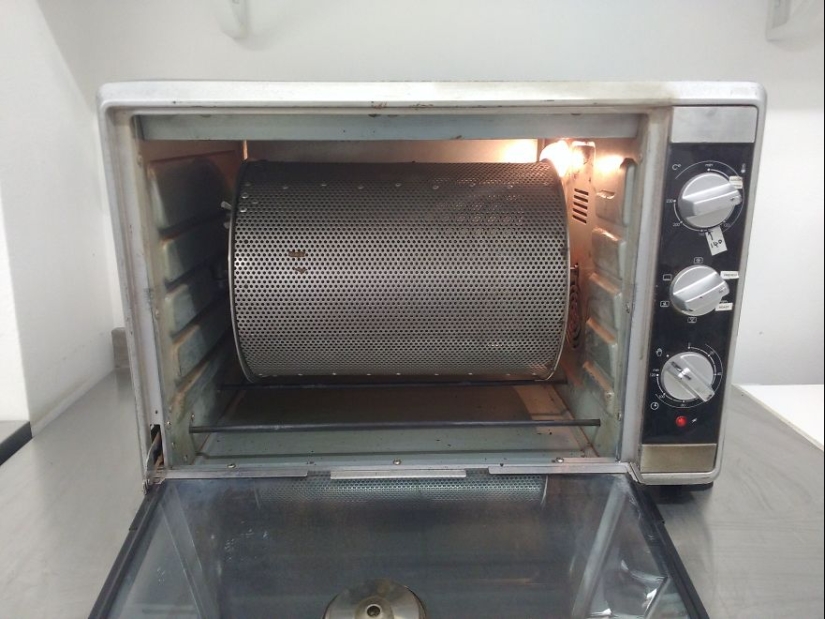 From the pods on the tree to the finished chocolate bar: how do craftsy chocolate