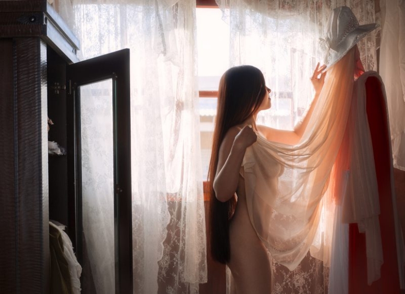 Gentle erotic photographer Eugenia Vines Gentle erotic photographer Eugenia Vines