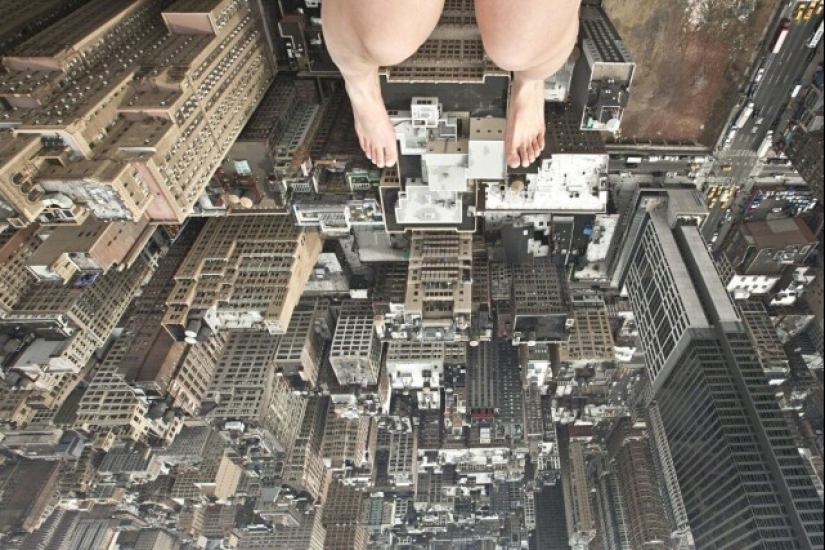 Girl on the Edge: Ahn Jung's Dizzying Self-Portraits Girl on the Edge: Ahn Jung's Dizzying Self-Portraits