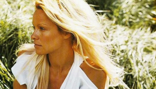 "God created Adam, but Bruce Weber gave him a body": beautiful people in the works of the famous photographer