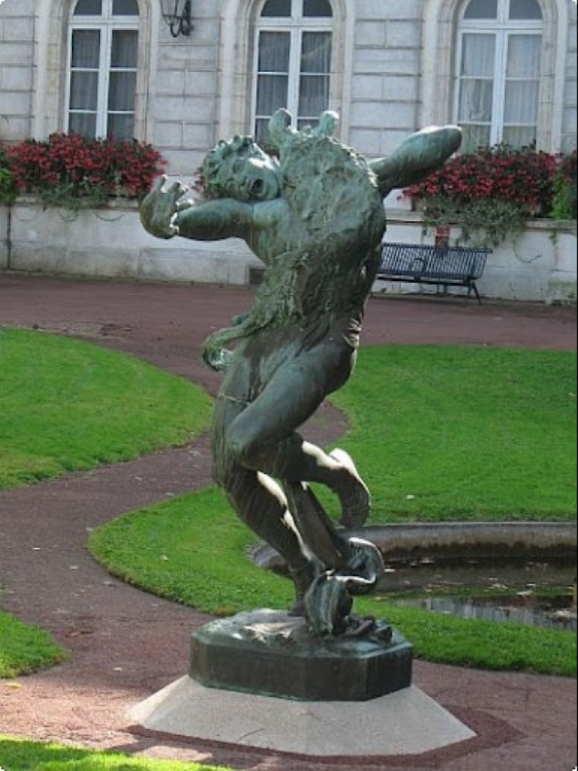 God's Judgement: How a Dog from Montargis Avenged His Owner's Murder God's Judgement: How a Dog from Montargis Avenged His Owner's Murder