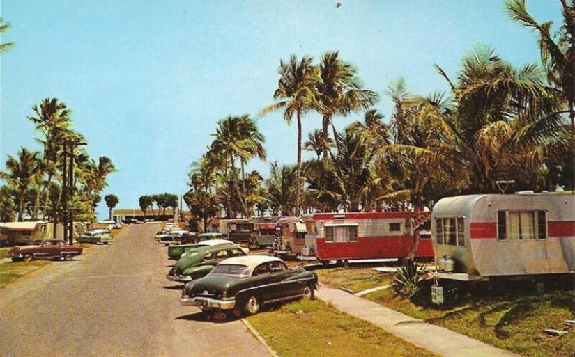 Golden time on wheels: American trailer parks in 50-ies and 60-ies Golden time on wheels: American trailer parks in 50-ies and 60-ies