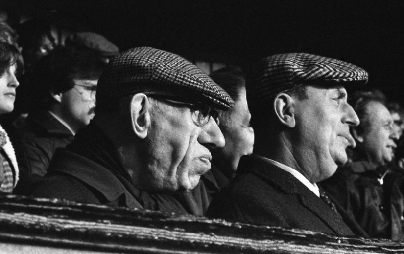 Good morning: the "hangover" pictures of Trevor Fletcher Good morning: the "hangover" pictures of Trevor Fletcher