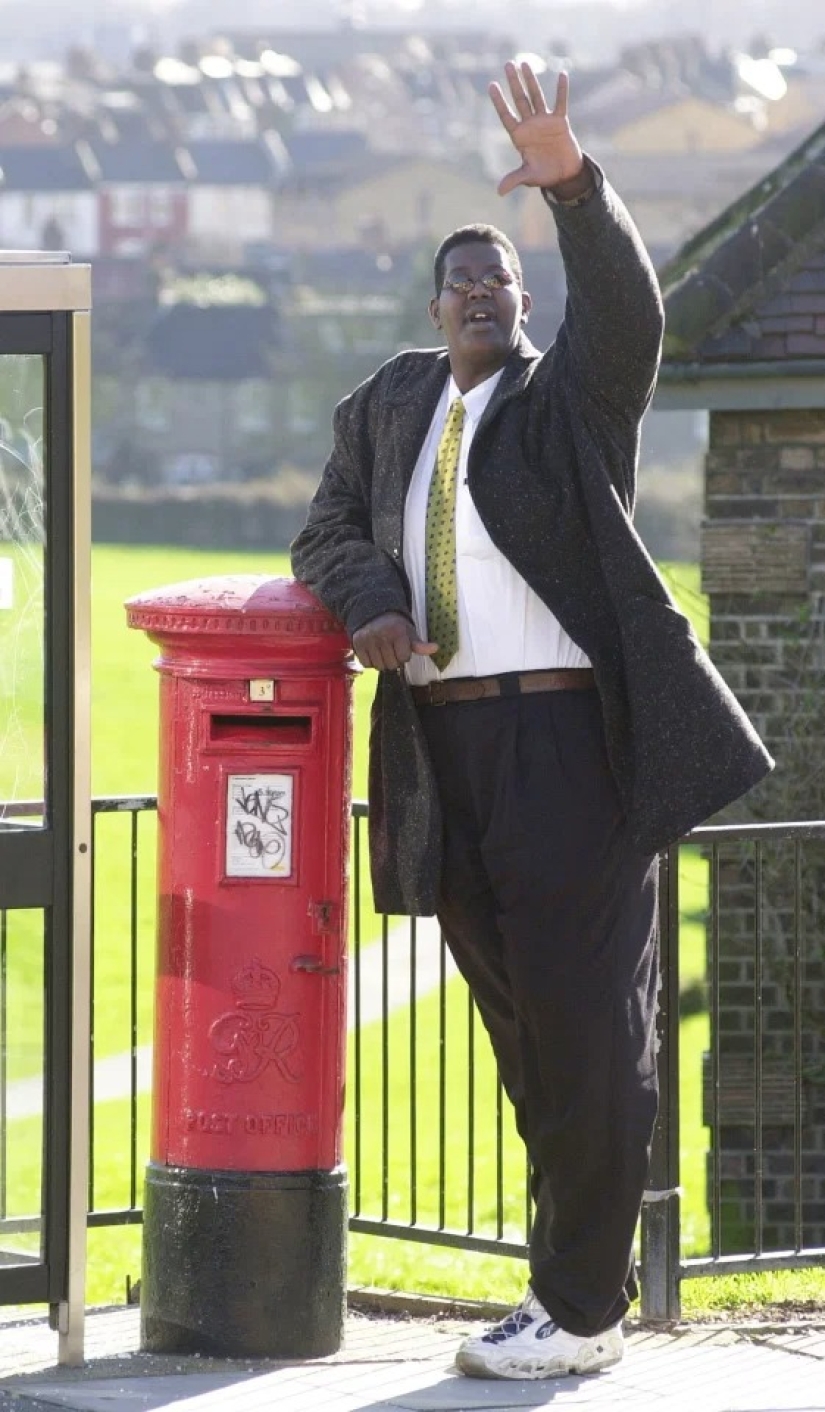 Gran crecimiento-grandes dificultades: cómo sufre una de las personas más altas del mundo Gran crecimiento-grandes dificultades: cómo sufre una de las personas más altas del mundo